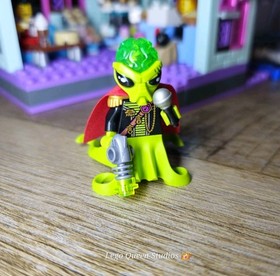 Lego Ac011 Space Alien Commander Minifigure 7065