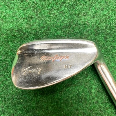 MacGregor Tourney MT Pitching Duty 11-iron PW Wedge Action shaft Lamkin grip RH - Image 1 of 4