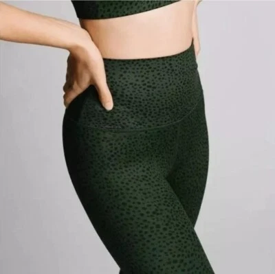 Leggings Zyia Verde Manchado Pino Estampado Leopardo Cintura Alta Talla 14-16 Verde Bosque Foto 1 de 4