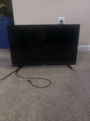 Vizio 24-inch Television full HD LED Smart Tv - Image 1 of 4