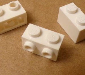 Lego x6 White 1x2 Bricks, Two Studs One Side, 11211 (028-431) - Picture 1 of 1