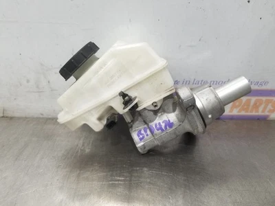 22 2022 Nissan Altima SR 2,5 L cilindro de freno maestro Foto 1 de 4