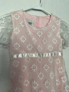 AMY TOO! Lace Overlay Dress Size 6 - Great for Easter! - Picture 1 of 3