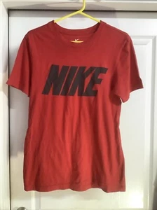 The Nike Tee Athletic Cut Dri Fit Mens Short Sleeve Crew Neck Red T Shirt Size S - Picture 1 of 5