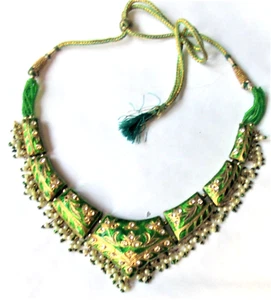 COLLIER EN LAKH VERT BERENICE*** - Picture 1 of 4