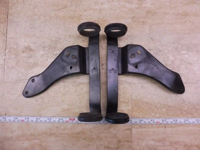 1983 Suzuki GS550E GS 550 E S645-1> front fork ears headlight mounts left right - Image 1 of 4