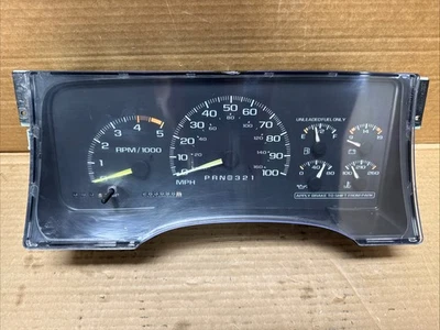 Cuadro de instrumentos Chevy Silverado Sierra Tahoe 1500 2500 95-99 283 k millas OEM Foto 1 de 4