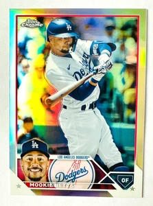 Tarjeta refractora Topps 2023 cromada Mookie Betts #150 Dodgers - Imagen 1 de 3