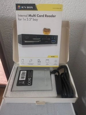 ICY BOX Multicardreader  mit USB 3.0 A/C, SD/MMC, MS, CF, Micro SD, Kartenleser - Bild 1 von 3