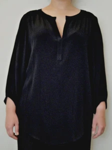 Karen Kane neu schwarz Krepp 3/4 Ärmel V-Ausschnitt High-Low Bluse/Top Gr. S - Bild 1 von 1