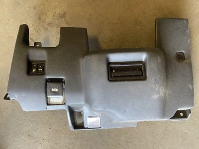 02-05 LEXUS SC430 CONDUCTOR LADO IZQUIERDO TABLERO RODILLA PANEL MOLDURA CUBIERTA NEGRO Foto 1 de 3