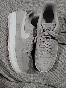 Nike Air Force 1 Low 07 Light Iron Women's Size 9.5 - Picture 1 of 10
