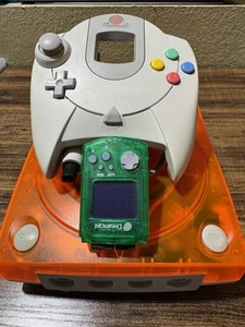 Ultimate Sega Dreamcast Bundle - New Fans - Refreshed Controller Board - GD 5.20 - Picture 1 of 10