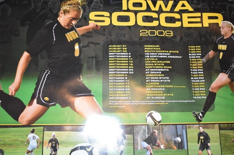 IOWA HAWKEYES 2009 WOMENS SOCCER POSTER Cover