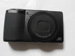 RICOH GR IIIx III X Digitalkamera schwarz gebraucht (guter Zustand) - Bild 1 von 6
