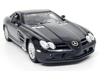 Motormax 1/24 McLaren Mercedes SLR Black Supercar Diecast Model Car - Image 1 of 4
