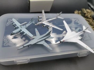 1/400 russische Kampfflugzeugserie TU-95 * 1+TU-22 * 1+TU-160 * 1+KJ-100 * 1 - Bild 1 von 10