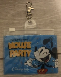 Lanyard Pouch Mickey Celebration Souvenir Disneyland Paris - Picture 1 of 2