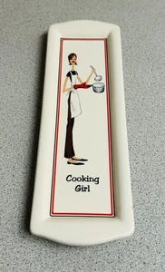 Spoon Rest/Holder Casual Girlsby SANTA BARBARA CERAMIC DESIGNS Retired - Picture 1 of 5