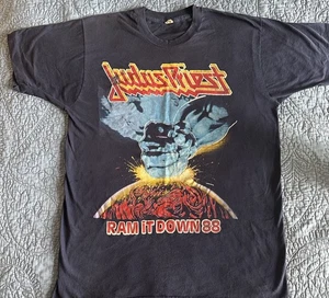 True Vintage 1988 Judas Priest Ram It Down Cinderella Navy Tour T-Shirt Size L - Picture 1 of 11