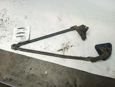 Driver Wiper Transmission from 1985 Ford F250 12168989 - Image 1 of 4