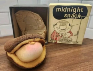 Vintage Adult Novelty Midnight Snack Boob Sandwich - Picture 1 of 6