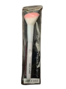 Wet n Wild Contour Brush-Pink/White Bristles-Cruelty-Free/Gluten-Free/Vegan. NEW - Picture 1 of 2