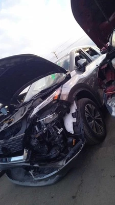 Espelho de porta direita usado serve: 2023 Nissan Rogue SV Japão construído sem pacote meia-noite - Imagem 1 de 4