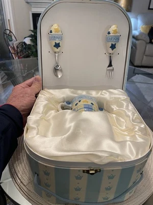 Juego de alimentación de botones Mud Pie Prince. Nuevo en caja Foto 1 de 4