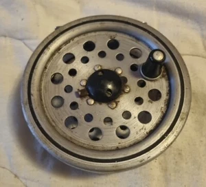 Shakespeare Vintage Fly Fishing Reel 2532 - Picture 1 of 5