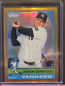 2025 Topps Heritage Jasson Dominguez Yankees Gold Bordered SP Chrome Card /50 - Picture 1 of 3