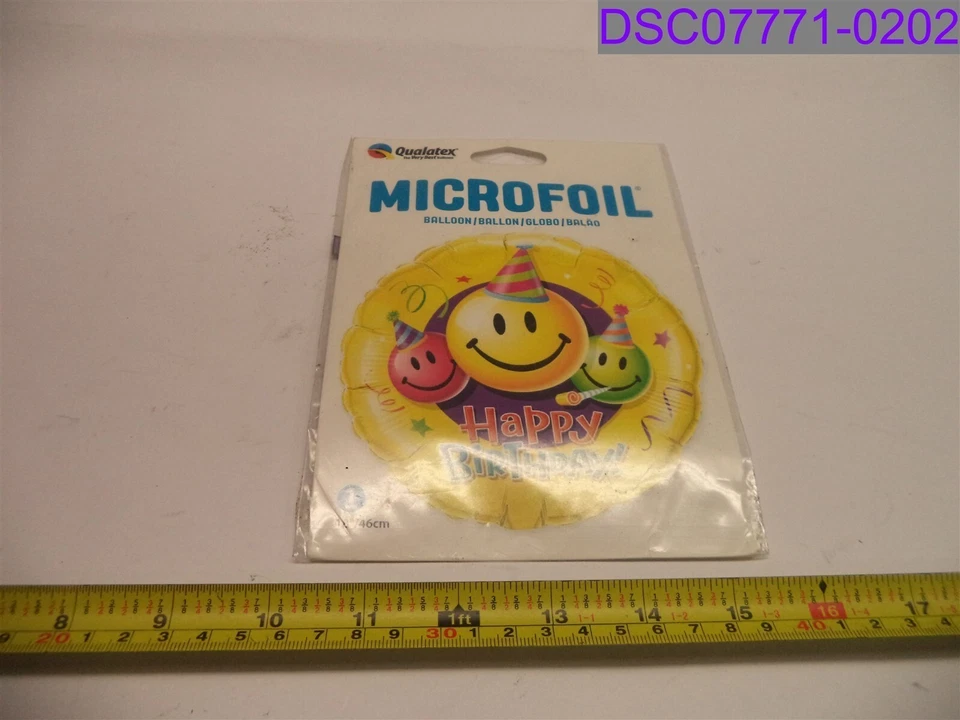 Quantidade = 2: 18" balão Mylar de folha feliz aniversário rosto sorridente P/N 29644 - Imagem 1 de 3
