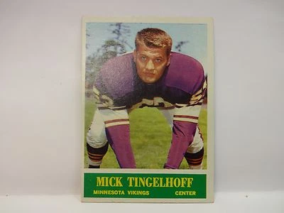 1964 Philadelphia Football Mick Tingelhoff Minnesota Vikings Rookie Card #110  - Image 1 of 2