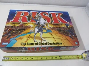 vintage RISK game of global domination - tons of miniatures Hasbro board game - Picture 1 of 15