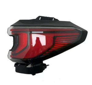 OEM 2024-2025 GMC Acadia Right Tail Light Assembly 26557065 - Foto 1 di 7