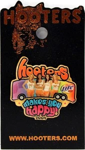 PIN SOLAPA HOOTERS RESTAURANTE CHICA TE HACE FELIZ TOUR BUS MILLER LITE 2004 - Imagen 1 de 4