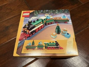 【New In Box】LEGO 40700 Creator Winter Holiday Train - Picture 1 of 3