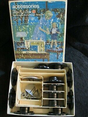 Singer 648 18-pc ATTACHMENT SET BOXED #171128 1970s Sewing Machine Vintage • 20€