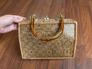Vintage 50s brown embossed handbag wicker lucite handles mid-century Mrs Maisel - Picture 1 of 12