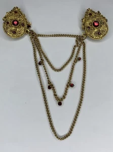 Vintage Pullover Clip Brosche Ketten goldfarben rote Steine verzierte Anstecknadel - Bild 1 von 7