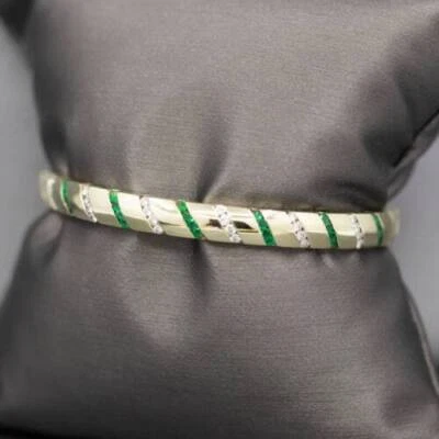 Brazalete Brazalete Acabado Oro Amarillo 14K Diamante Simulado y Esmeralda Verde 5.00Ct Foto 1 de 4