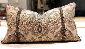 Old World Weavers Bombay Coral/Amande lampas. Pillow cover 26 x 14 - Picture 1 of 7