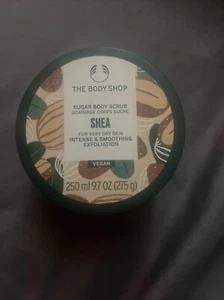 THE BODY SHOP -Shea Sugar Body Scrub- 9.7 Oz Very Dry Skin *US SELLER* VEGAN - Picture 1 of 2