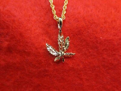 14 KT  GOLD PLATED MARIJUANA POT LEAF HEMP CHARM PENDANT WITH 20" CHAIN-2232 - Image 1 of 3