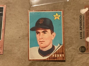 1962 Topps #199 ROOKIE CARD Gaylord Perry HOF San Francisco Giants - Very Good - Picture 1 of 2