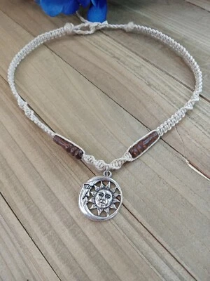 Collar de Cáñamo Sol y Luna, Corbata Ajustable, 16-18 pulgadas Hecho a Mano, Gargantilla Dije Foto 1 de 4