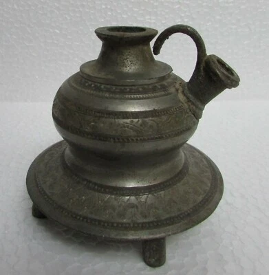 Antigua olla base cachimba mogol islámica de latón antigua de colección Foto 1 de 4