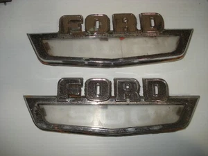 Menge 2 Metall OEM Vintage 1961-67 Ford LKW Emblem Chrom Abzeichen C3TB-16A652-B - Bild 1 von 7