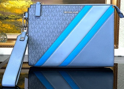 Michael Kors Cooper Large Pouch. Blue Color with Stripes and Zip Fastening. - Image 1 of 4