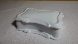 CAJA BARATIJA - VICTORIA Porcelana Blanca, Hecha en Venezuela - Usada en Excelente Condición - Imagen 1 de 7